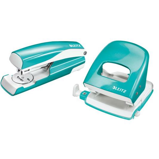 Leitz | Bürolocher + Tischheftgerät Wow SET, metallic-eisblau, 30 Blatt Heftleistung, 25 Blatt Lochleistung
